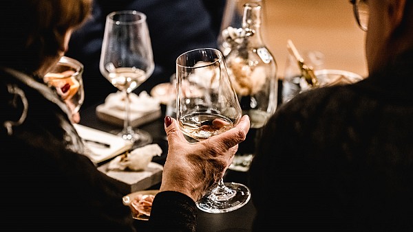 Vinski večeri s kraškimi vinarji v Vinoteki Grad Štanjel