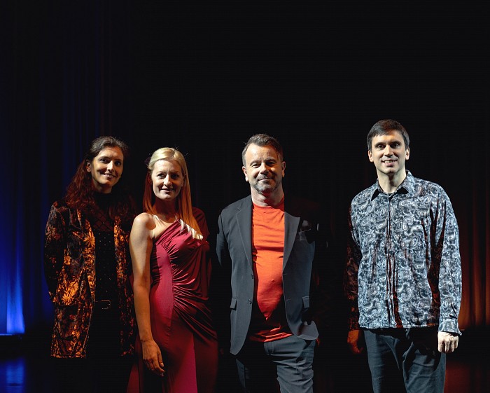 INTIMNI KONCERT NA ULICI: BosaZnova