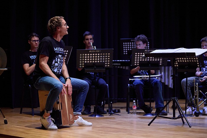 Zaključni koncert JazzKras banda poletne orkestrske šole Musikras